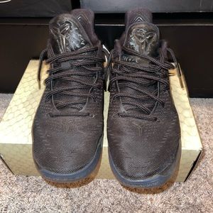 Nike Kobe Bryant AD Basketball Shoes